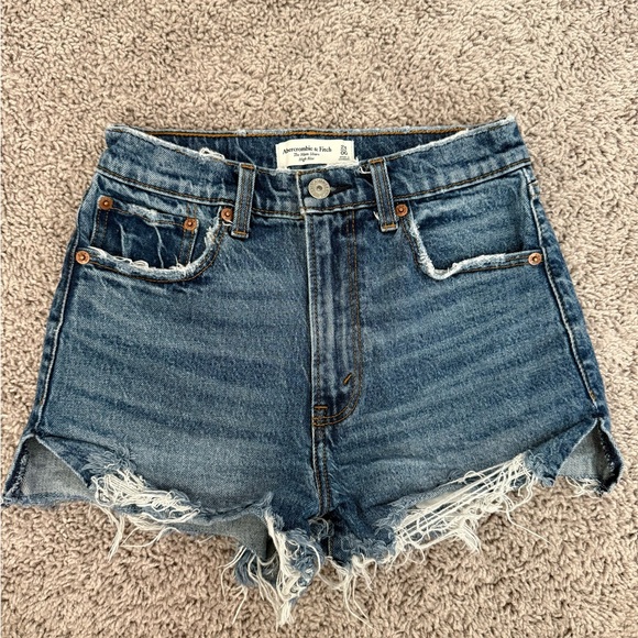 Abercrombie & Fitch The Mom Short High Ride Denim Jean Shorts - Picture 1 of 3